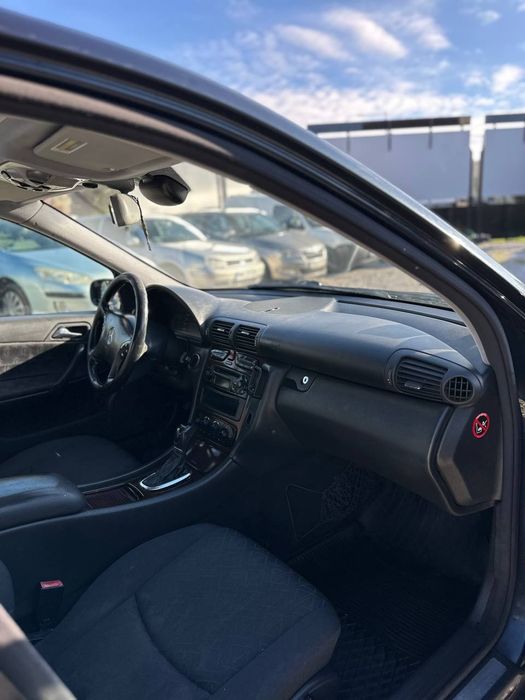 Mercedes C 203 2.0 kompressor/automat/klima