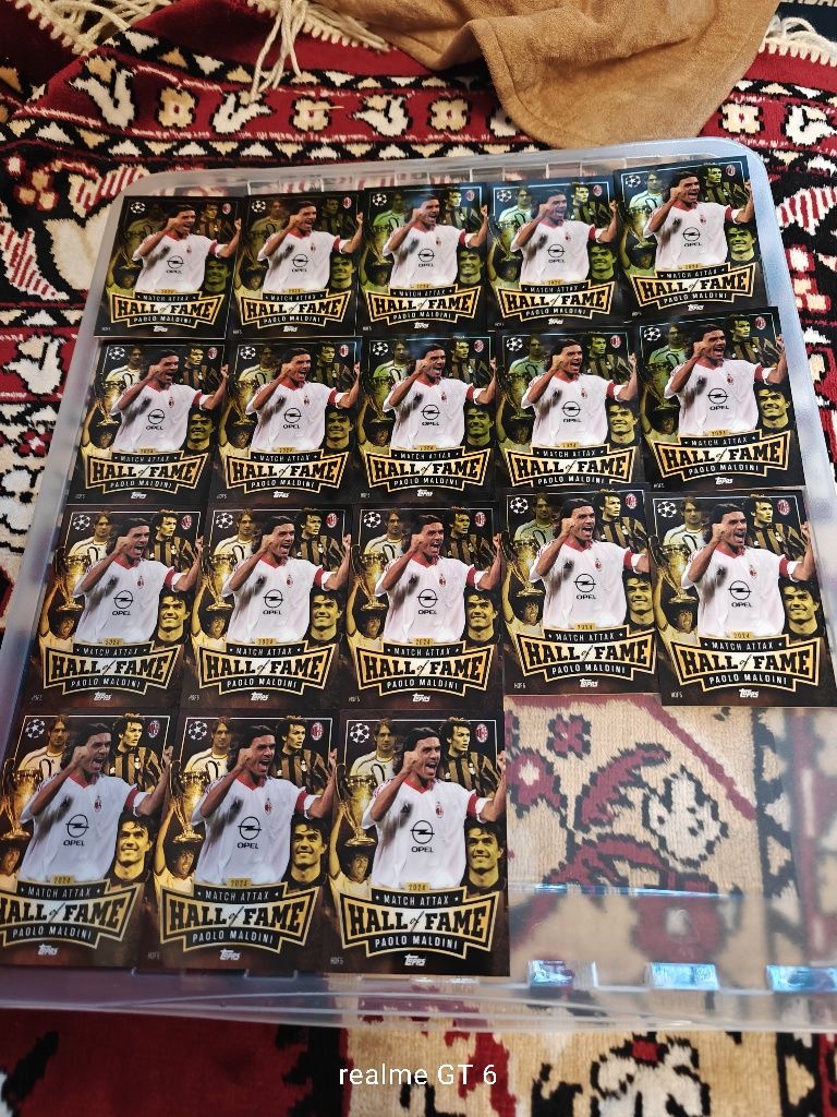 Karta half of match attax
