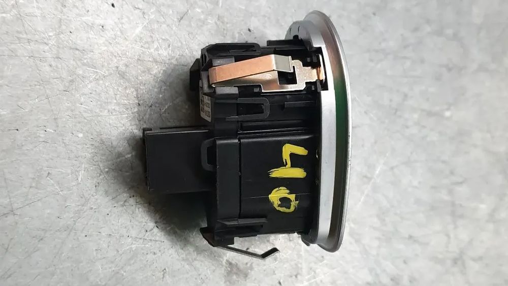 Botão / interruptor Start&Stop BMW 1 (F21)