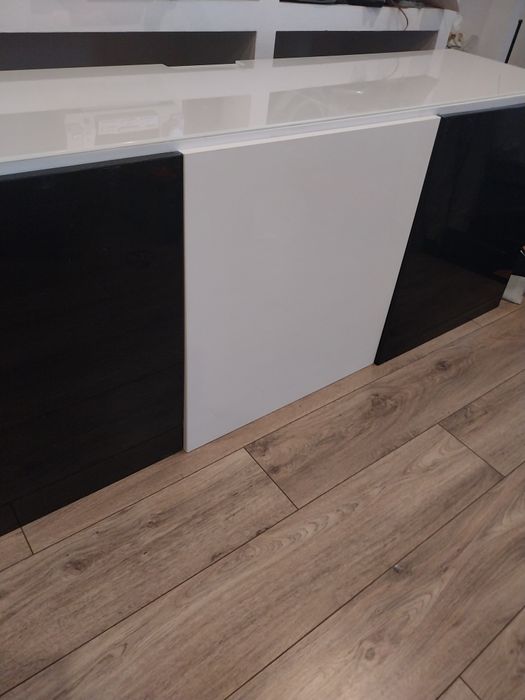 Komoda w połysku plus blat szklany