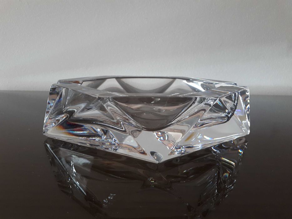 Cinzeiro de cristal marca Atlantis sem uso