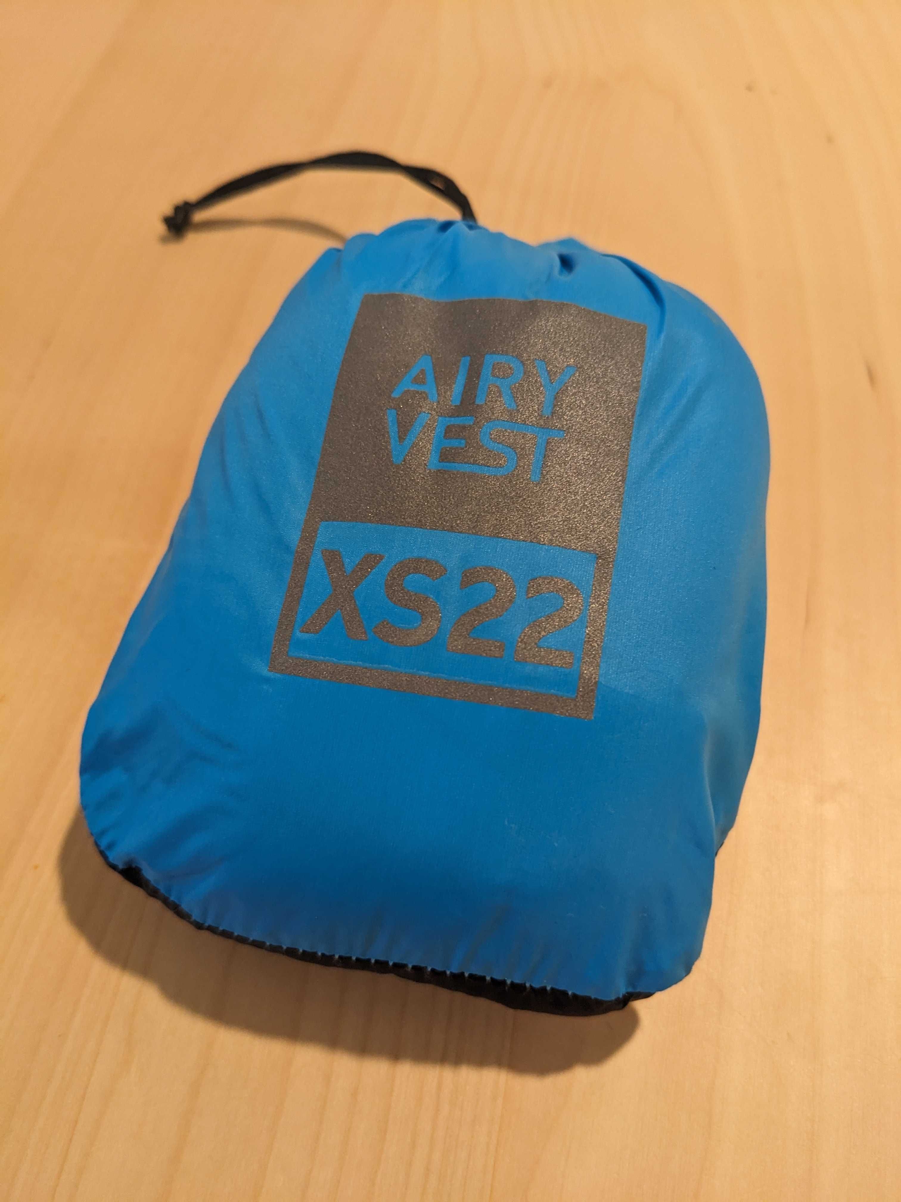 Kurteczka, ubranko dla psa np. chihuahua - Airy Vest - XS22