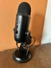 Blue Yeti Blackout z podstawą