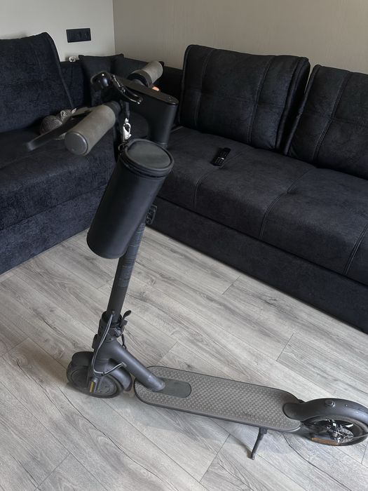 Самокат електричний Xiomi