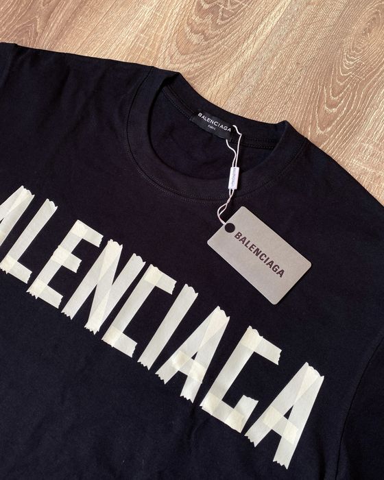 Футболка Balenciaga