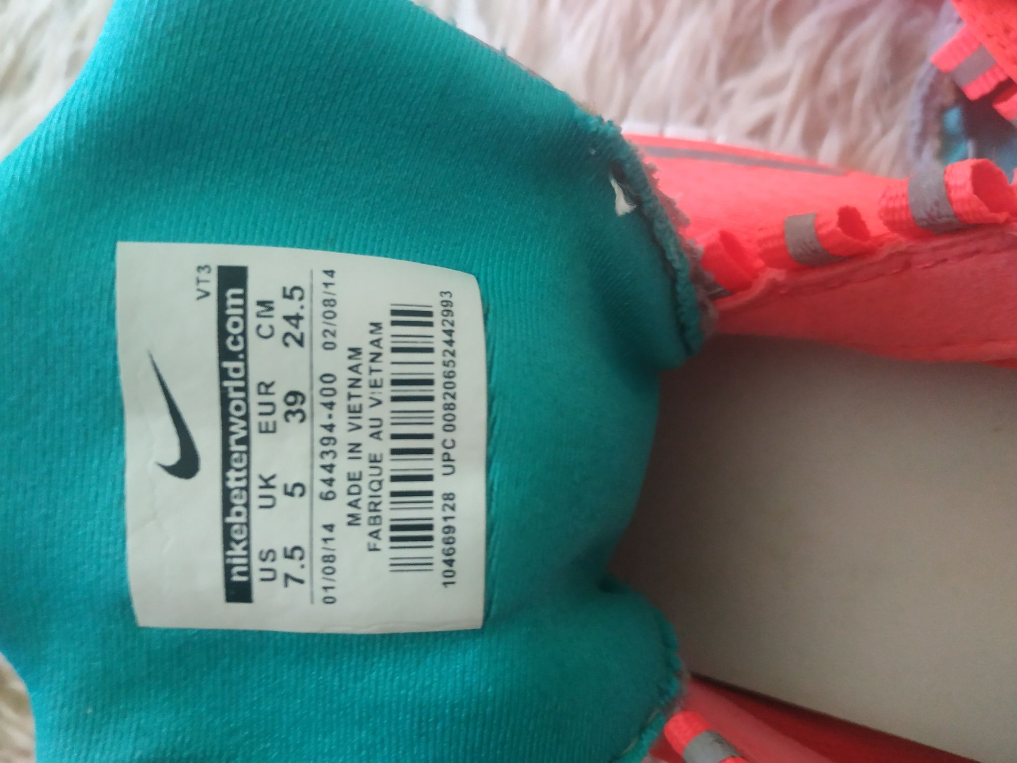 Красовки жіночі Nike