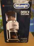 Кофемолка DeLonghi KG 520 Dedica (новая из Германии)