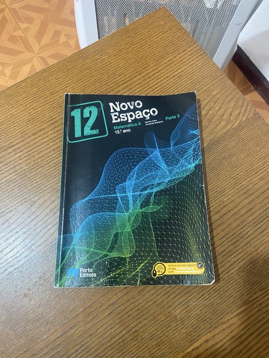 Manuais e caderno de atividades Matemática A 12 ano