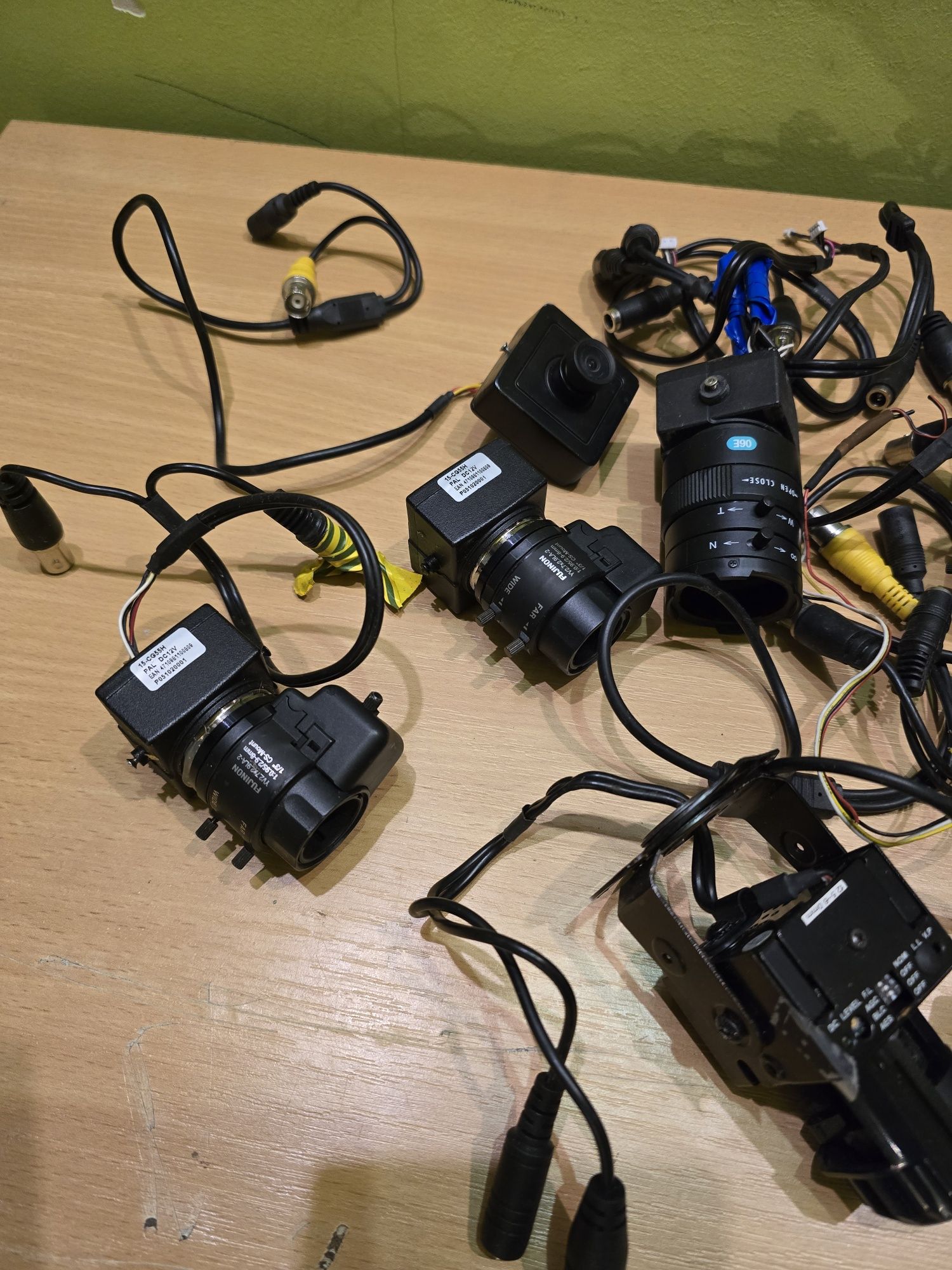 Kamery analogowe CCTV różne Kamery I obiektywy  MIX