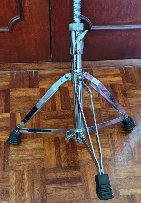 Hardware girafa + banco de bateria + Estante girafa