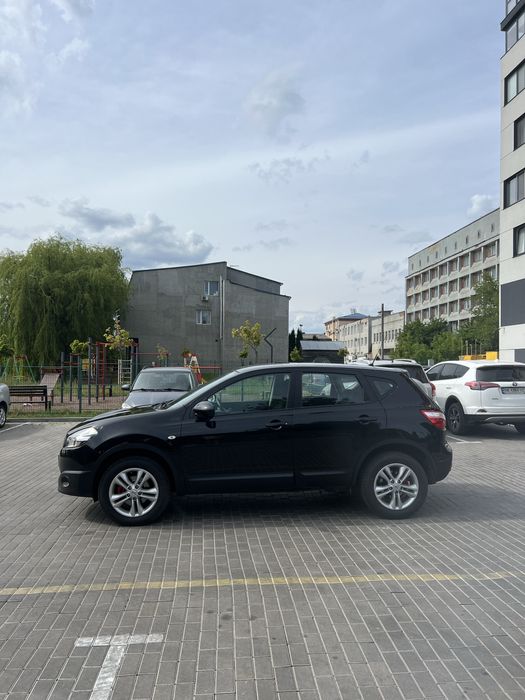 Продам Nissan Qashqai