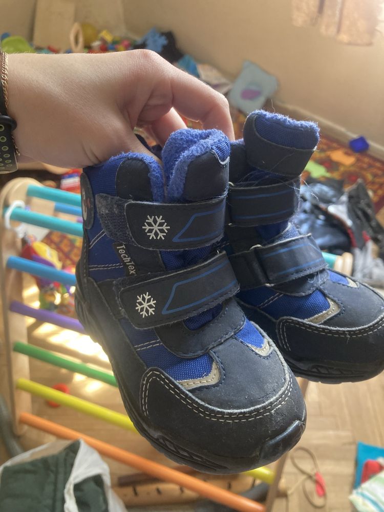 Дитяче зимове взуття 24 розмір
