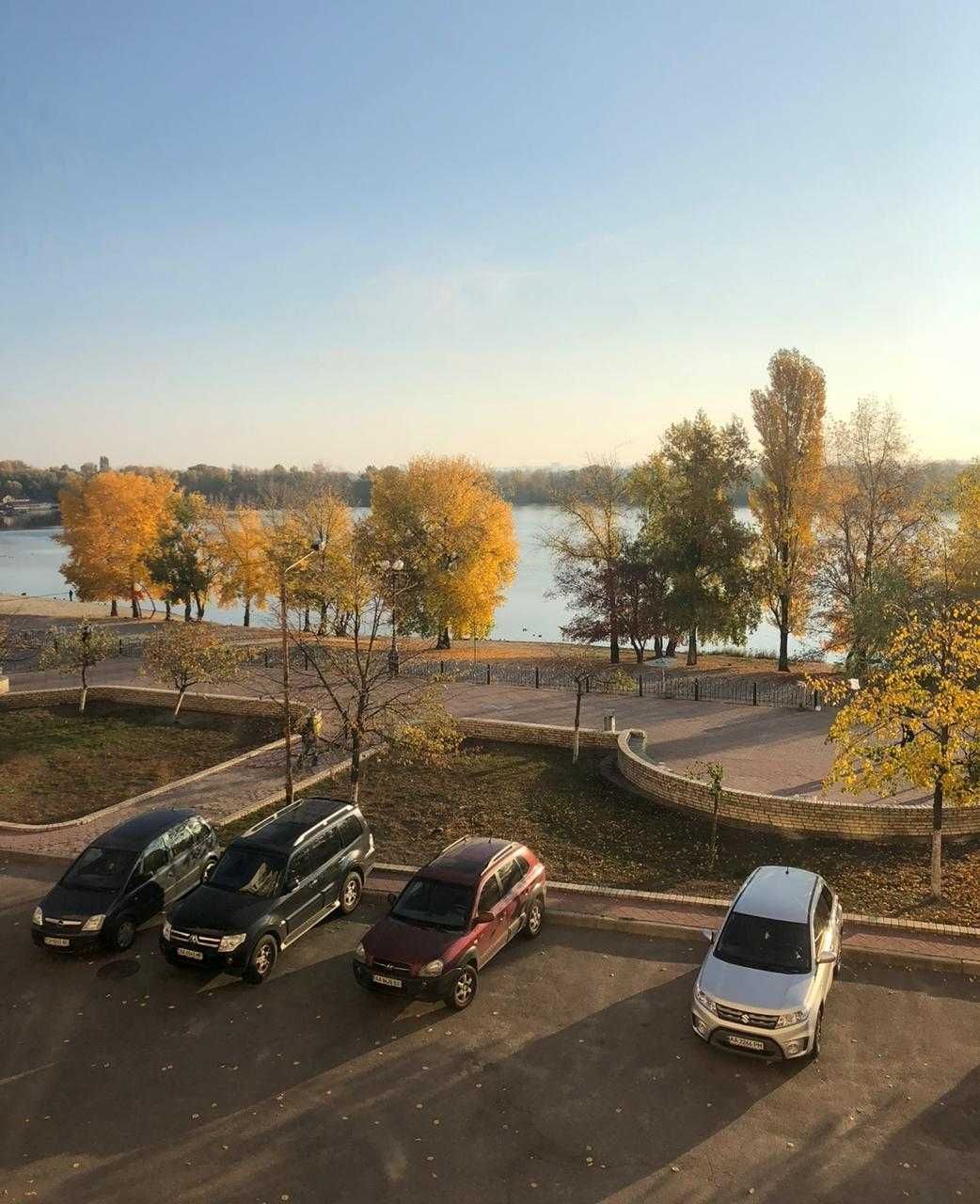 Оренда кімнати з видом на Оболонську Набережну. Метро мiнська