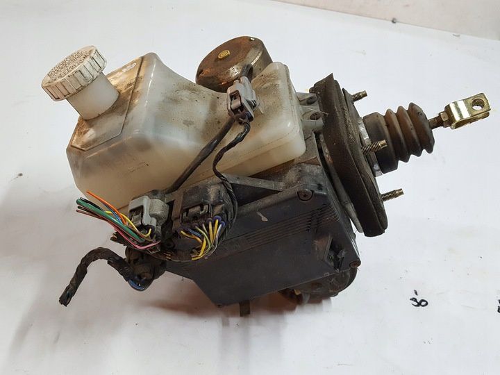 Блок АБС на Mitsubishi Pajero Wagon III Паджеро Вагон 3 6G74 4М41