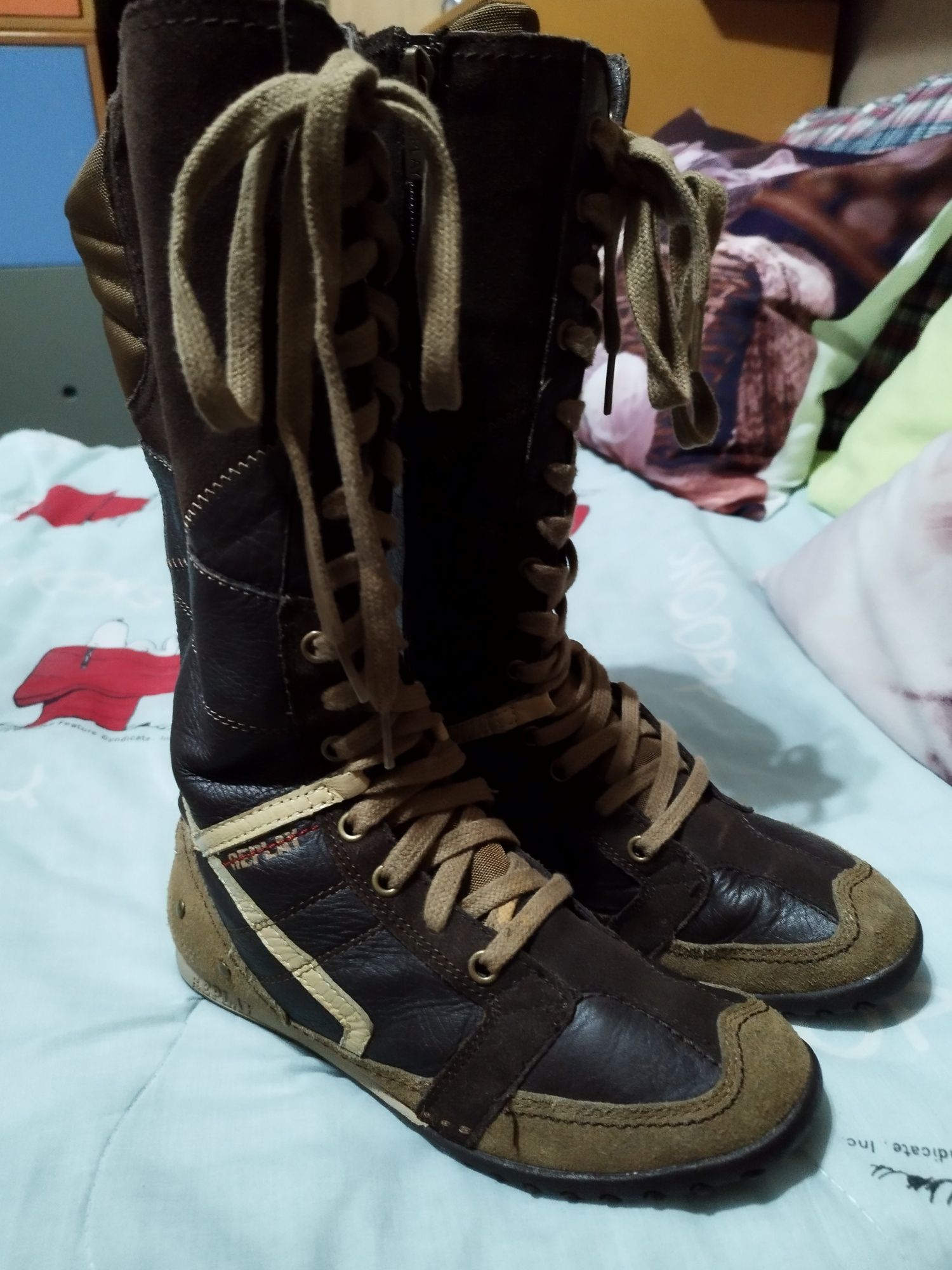 Bota sapatilha tons castanho
