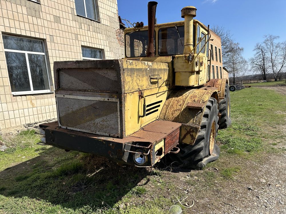 Трактор Кіровець К 700