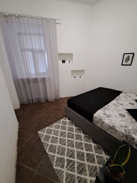 Подобово Двокімнатні апартаминти в центрі міста Лева