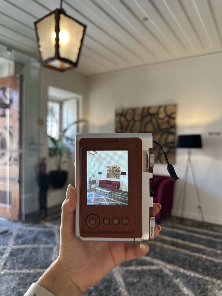 Máquina Fotográfica Instantânea Fujifilm Instax Mini Evo Castanha