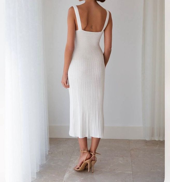 Плаття міді фактурне колір молоко