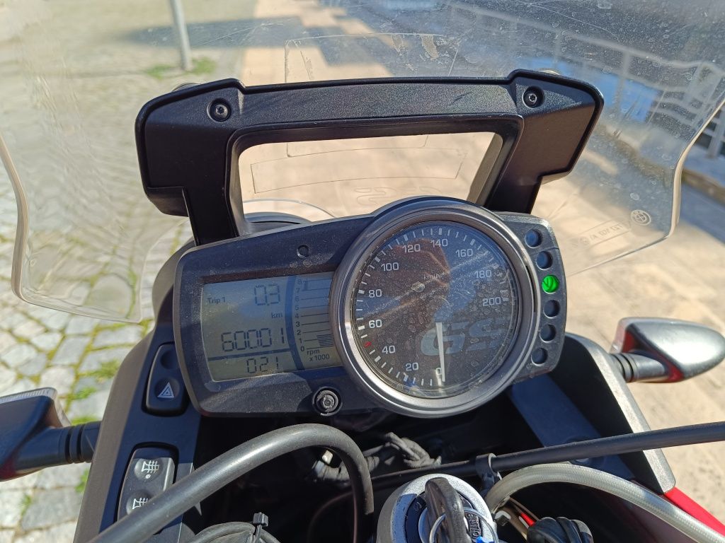 BMW G 650 GS em excelente estado de 2016

Excelente estado pronta p