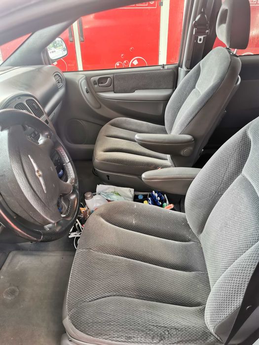 Chrysler Grand VOYAGER - 2 szt.