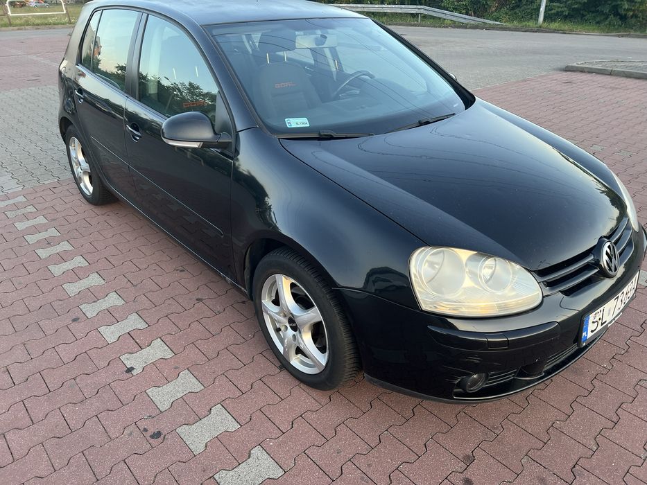 Czarny Volkswagen Golf V 1.6 MPI 102k, 2006 wersja Goal