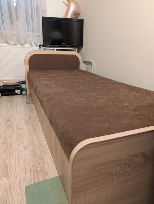 Sprzedam łóżko 90/205