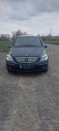 Mercedes Benz  B-180 diesel 2,0.Hak.w dobrym stanie. Okazja