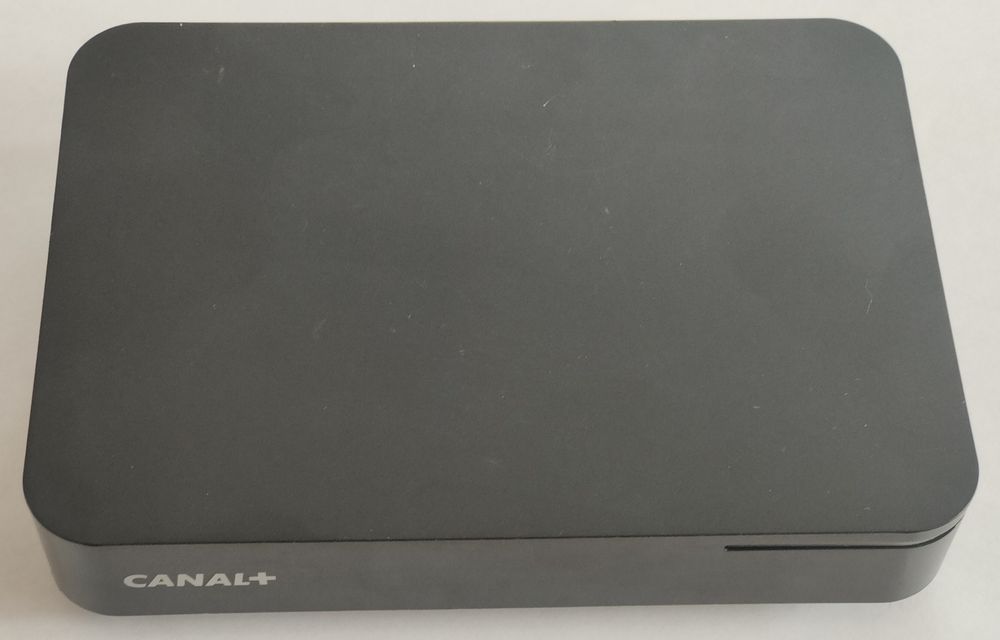 HY4001 Canal+ BOX 4K, Android TV, DVB-T2