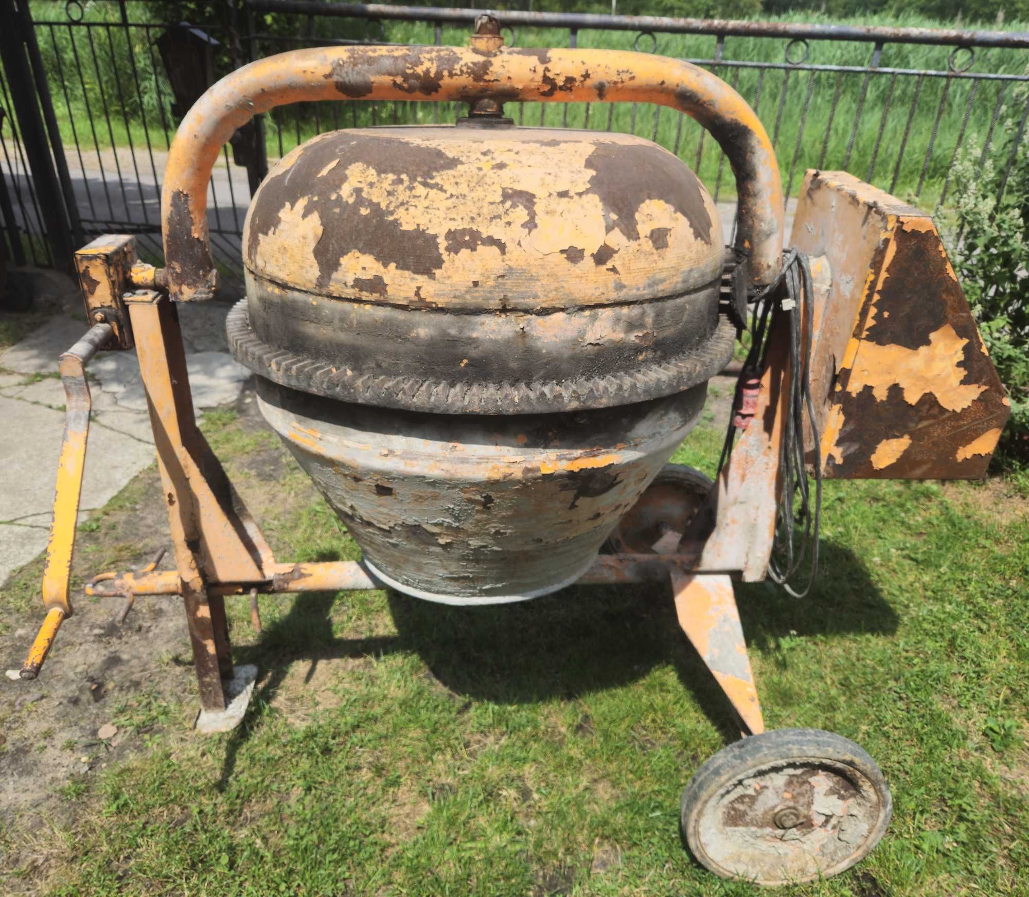 Betoniarka Belle H729 150l, 1,1kW 380V