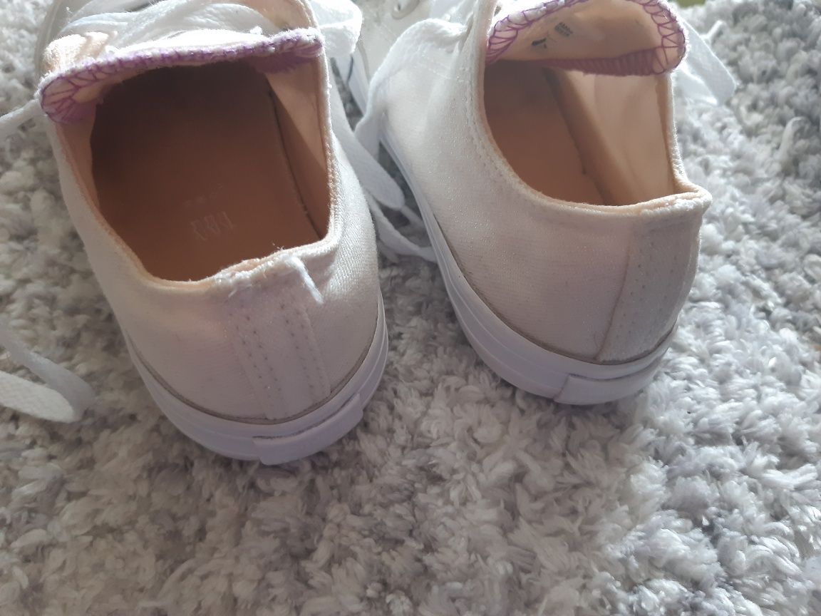 Converse trampki dziecięce  rozm EUR 25 / dl wkl  15,5 cm