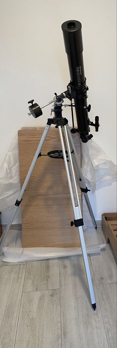 Telescópio Celestron Powerseeker. 80EQ p