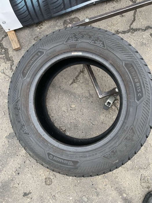 Шини 195/70 R15C Barum зима 2021 рік 6,5 ми