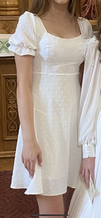 Біле плаття