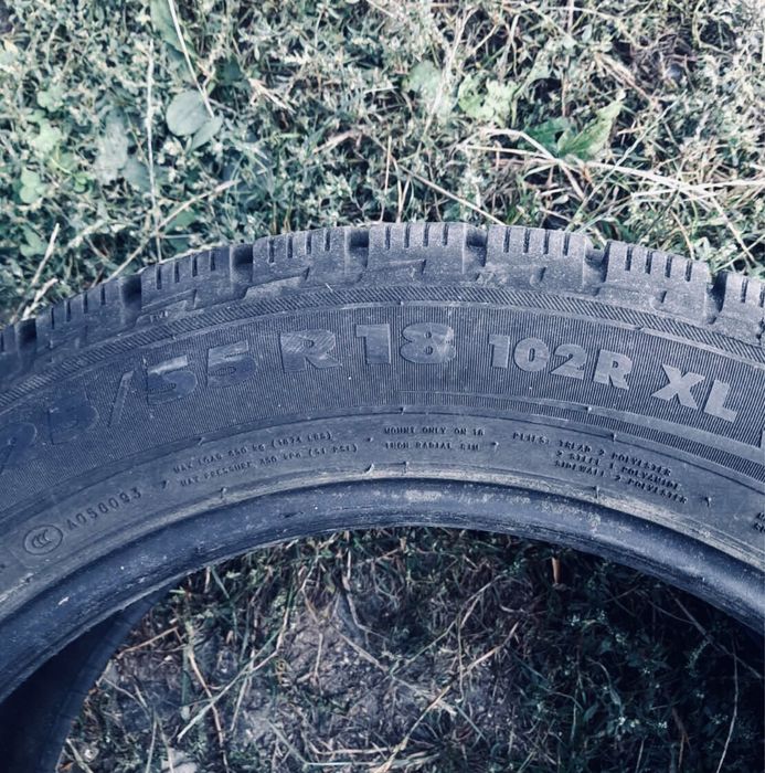 Зимові шини Nokian Nordman RS2 SUV 225/55 R18 102R XL