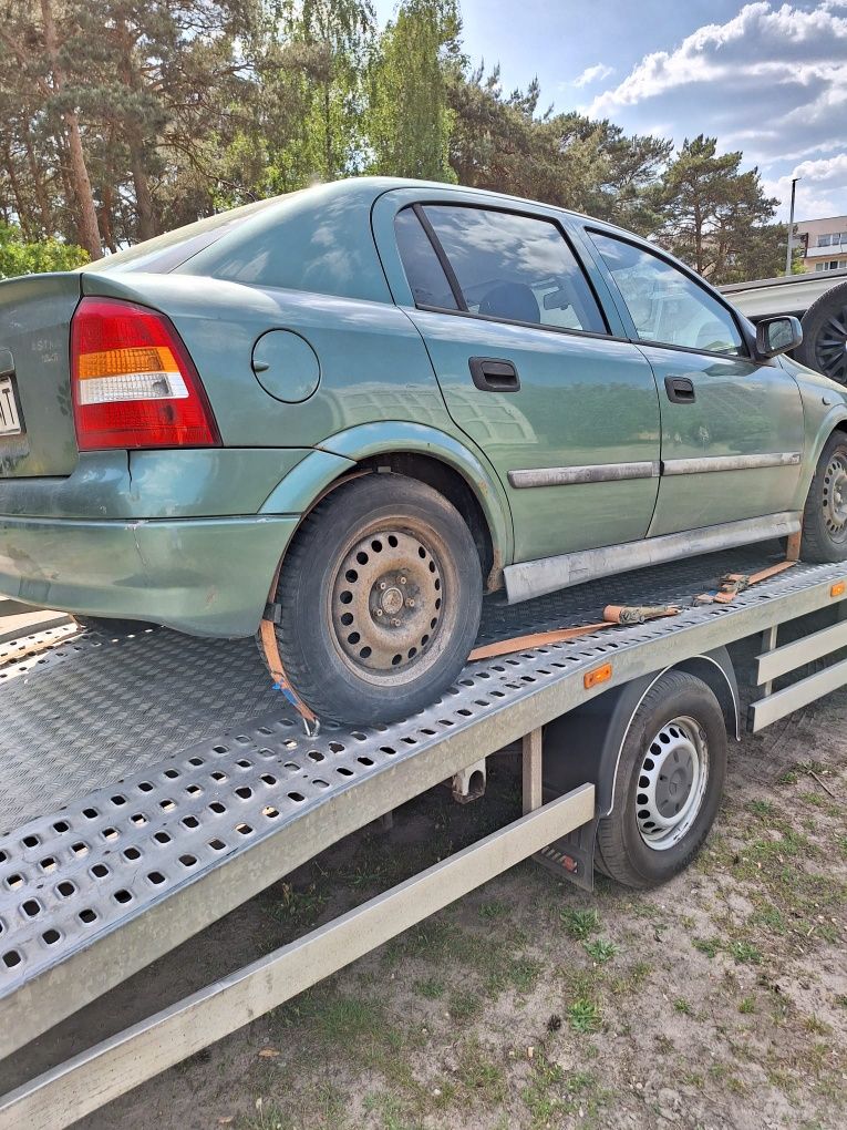 Opel  astra 2 1.6 16v b gaz całość lub elementy