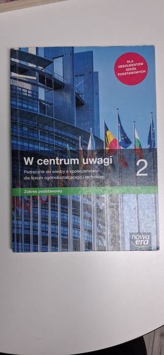 W centrum uwagi 2 podręcznik do Wiedzą o społeczęstwie