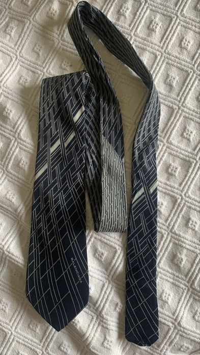 Gravata vintage Balenciana