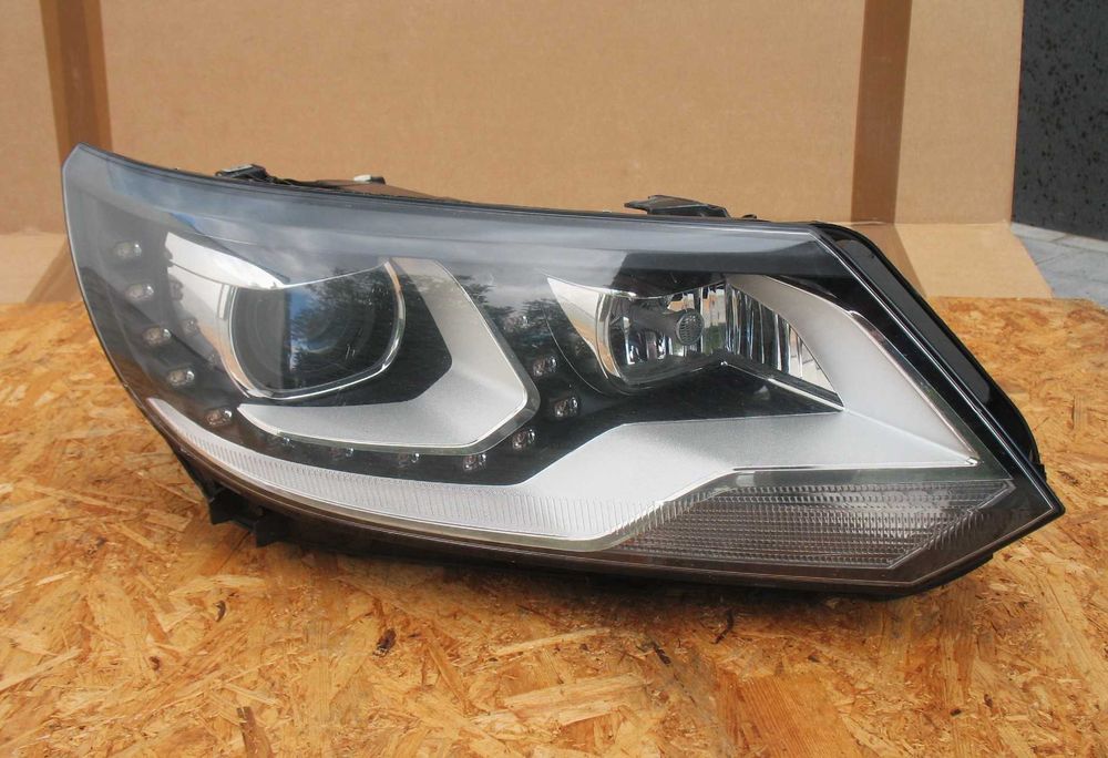 VW Tiguan I Lift Lampa Prawa przód Bi-Xenon skrętny z LED 11-16r