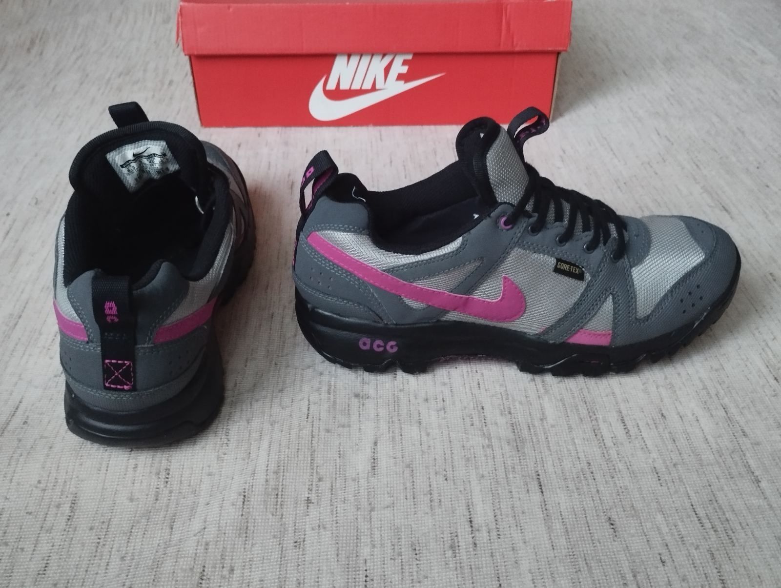 Кросівки трекінгові Nike ACG Gore-Tex p 40