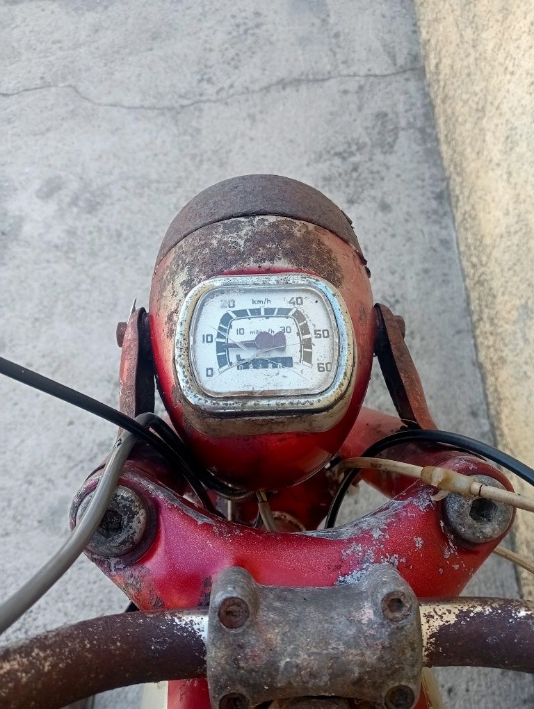Motorizada Sachs.