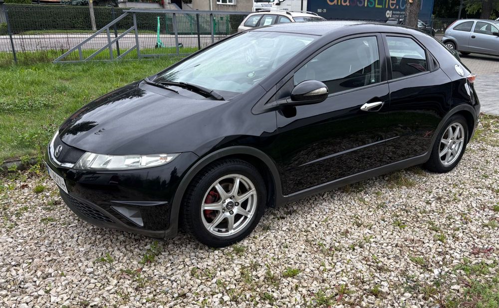 Honda civic UFO gen 8 1.8 benzyna lpg