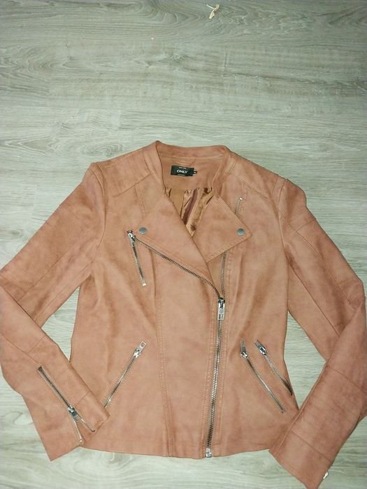 Коричнева косуха