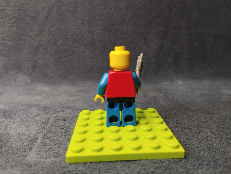 Minifigurka Oryginalna LEGO Castle Crusader Axe cas107