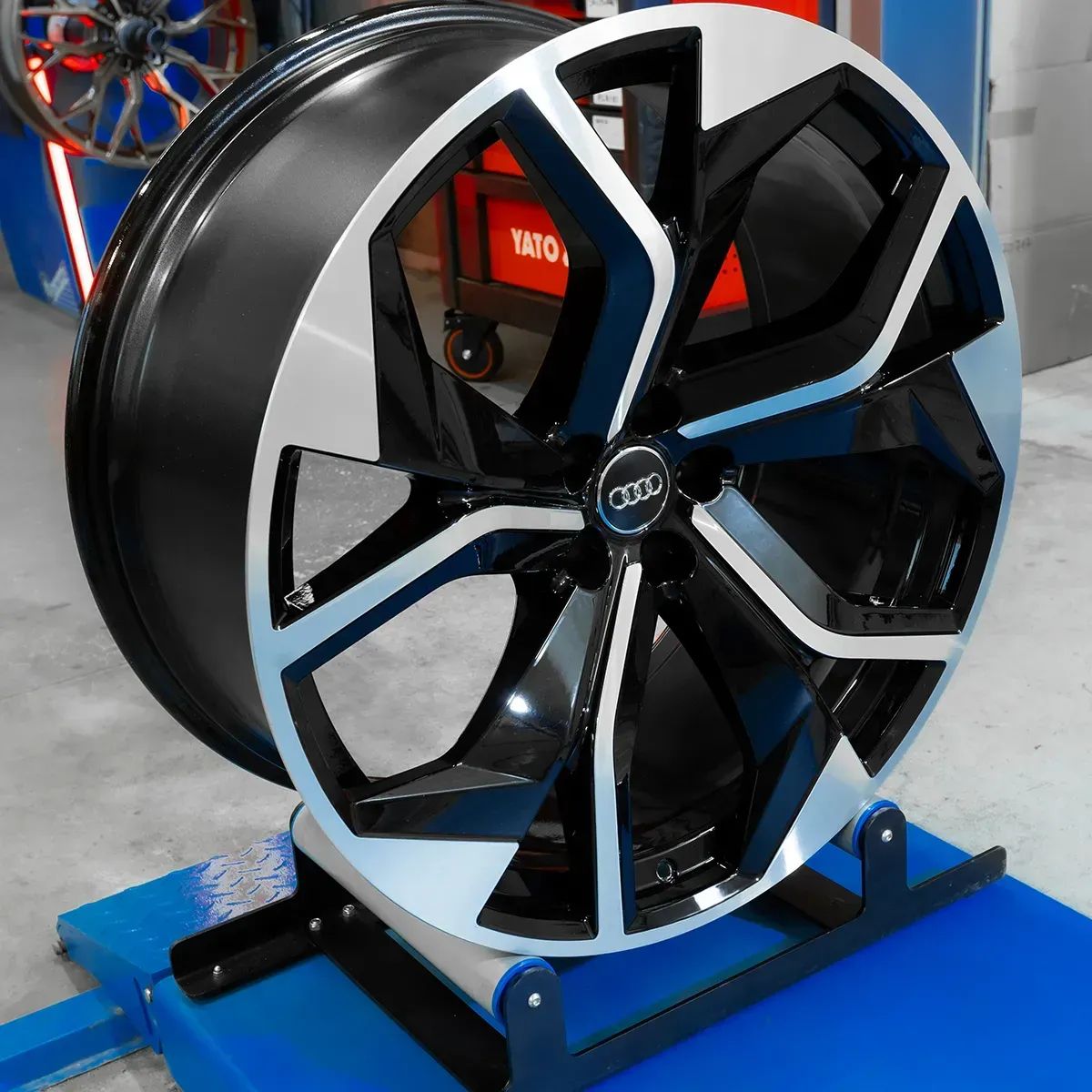 ORYGINALNE Felgi Audi 23" RS6 RS7 Q7 SQ7 Q8 SQ8 RSQ8