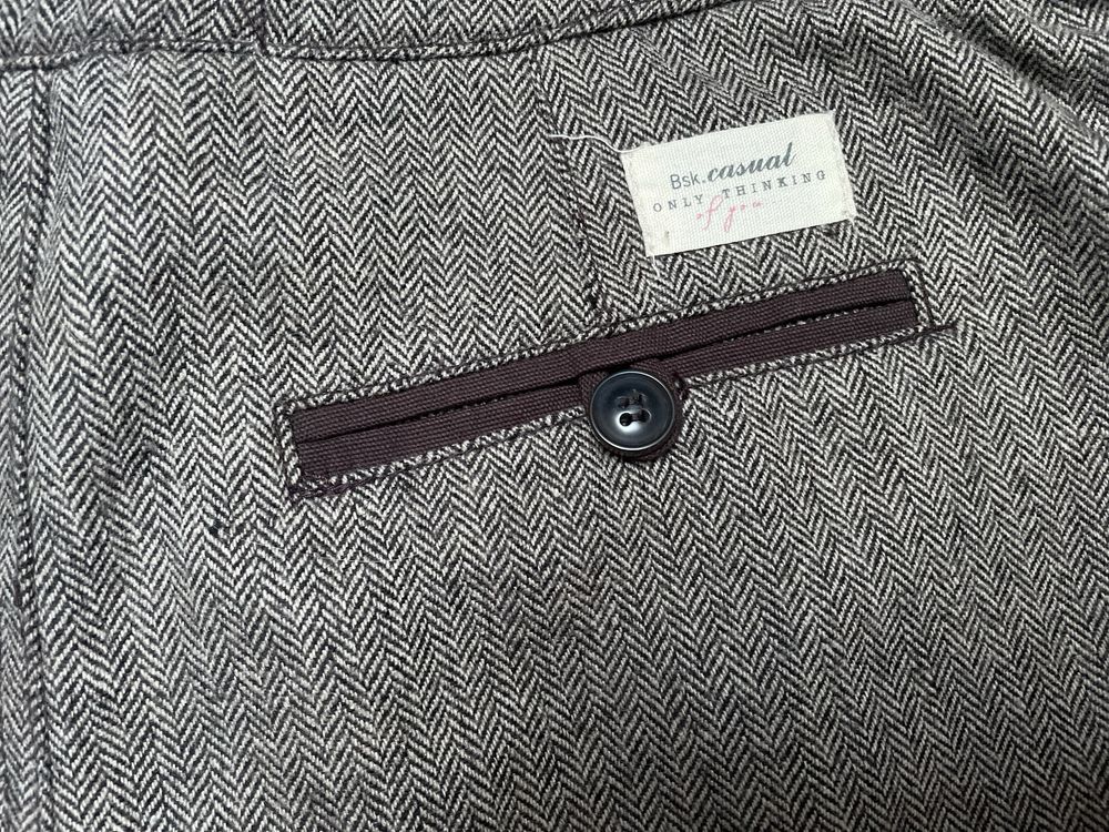 Krotkie spodenki marki Bershka rozkiar 36