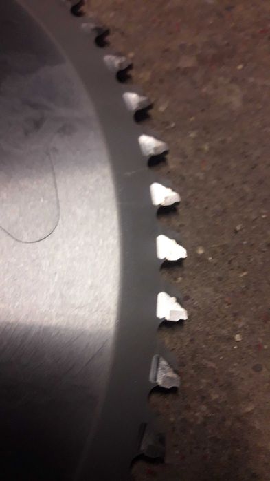 Tarcza ,piła do cięcia metalu