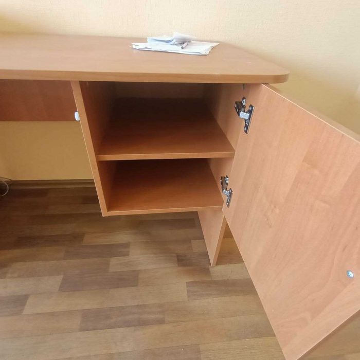 Стол компьютерный отличное состояние