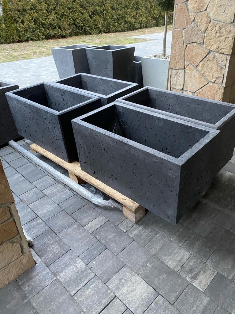 Donice betonowe, mrozoodporne z betonu architektonicznego