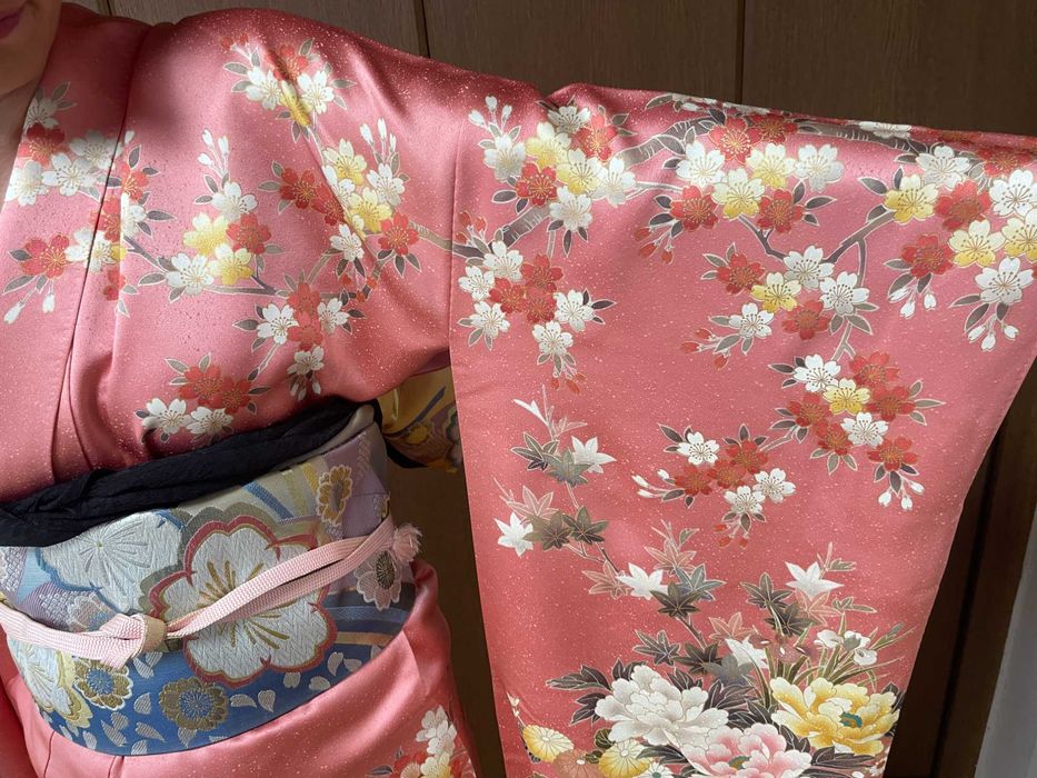 Japońskie kimono furisode + pas obi + sznur obijime + obiage
